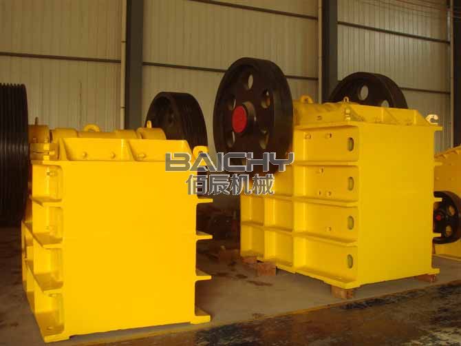 鄂式破碎機.jpg