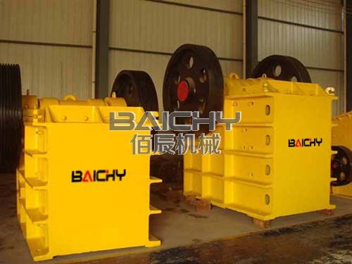 鄂式破碎機.jpg