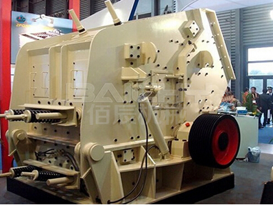 佰辰歐版反擊式破碎機