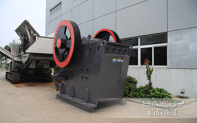 顎式破碎機(jī)